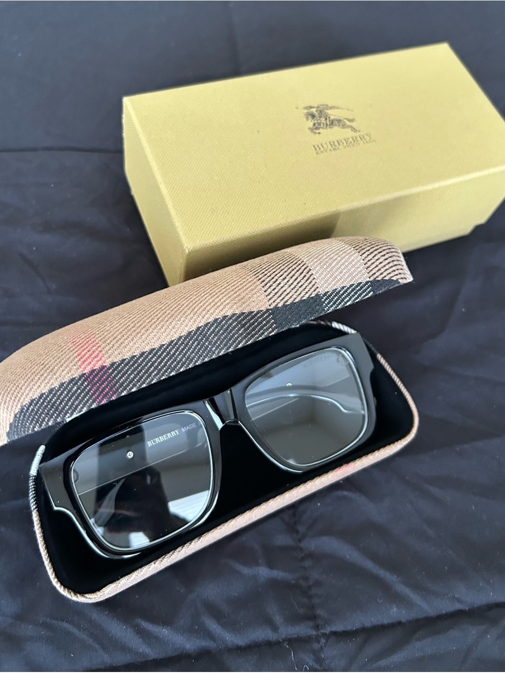 Burberry Black Square Sunglasses with Brown Check Case
